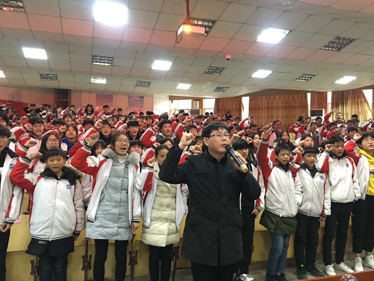 "为了明天,送法进校园"走进祁东职业中专